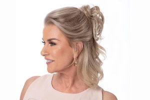 Petite Pouf Hairpiece by Toni Brattin | Heat Friendly Synthetic Ponytail (Hair Wrap ) | Clearance Sale Open Box (Unworn - Like New)